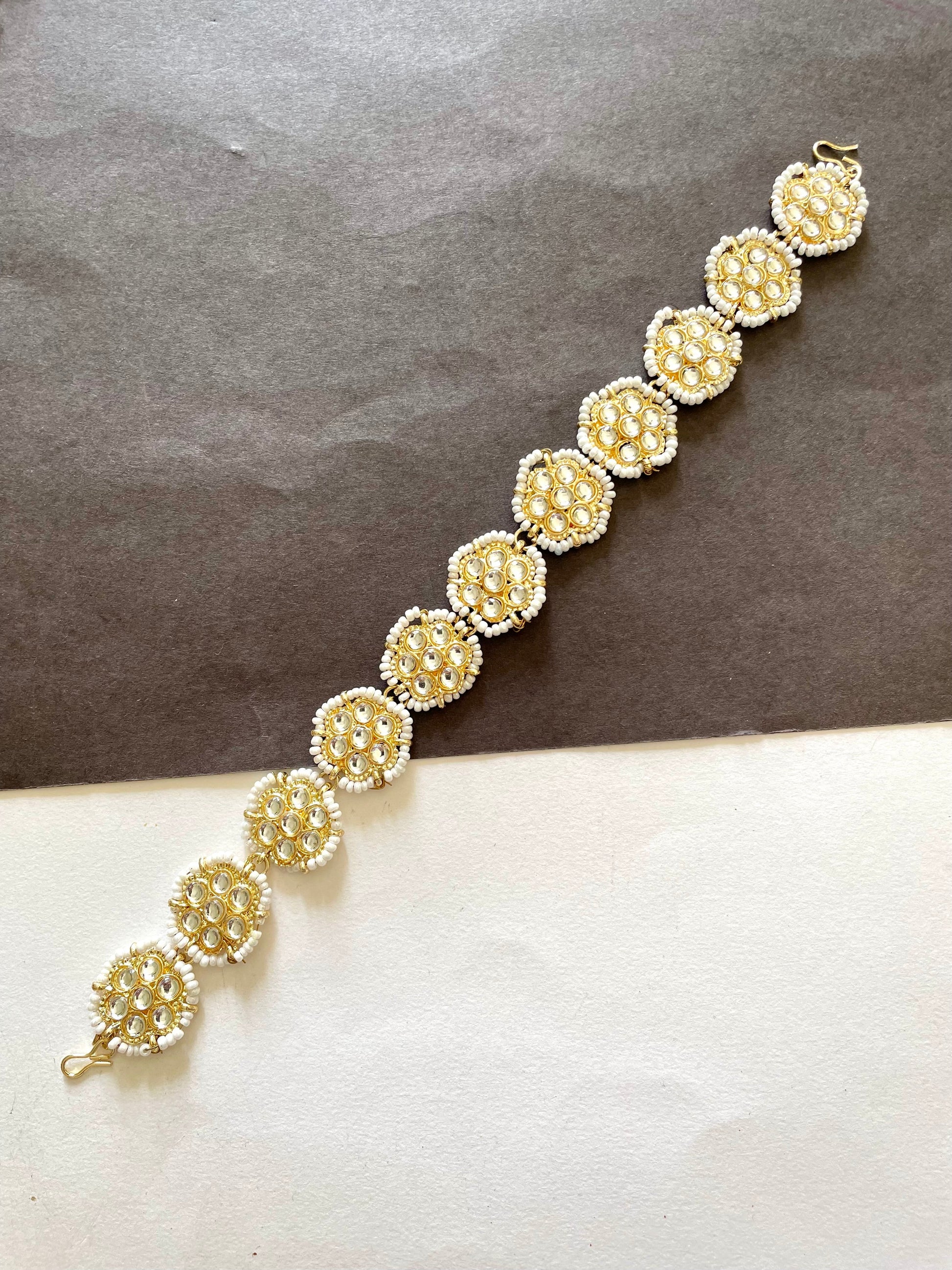Shop mathapatti mini flower at Jewellery Lovers. Anti-tarnish, trendy & perfect for daily or festive wear. Free shipping available. jewellerylovers