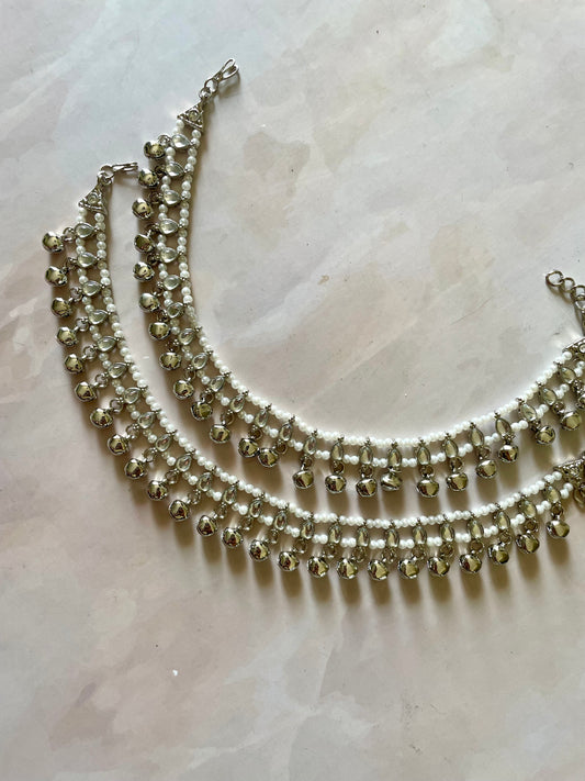 Silver ghungru kundan payal