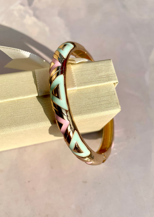 Dual shade enamel bangle