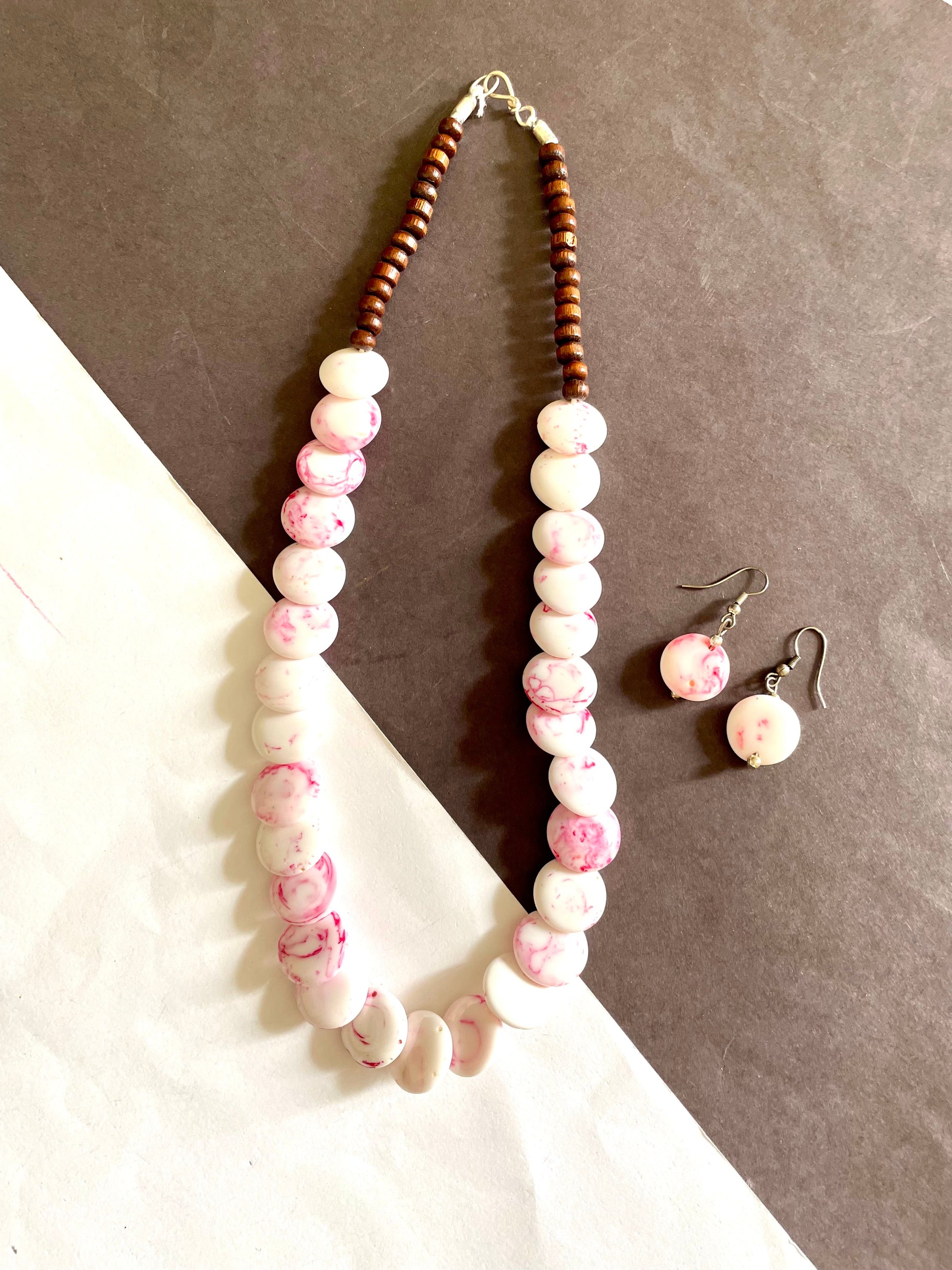 Mini coin necklace | Necklace by Jewellery Lovers jewellerylovers