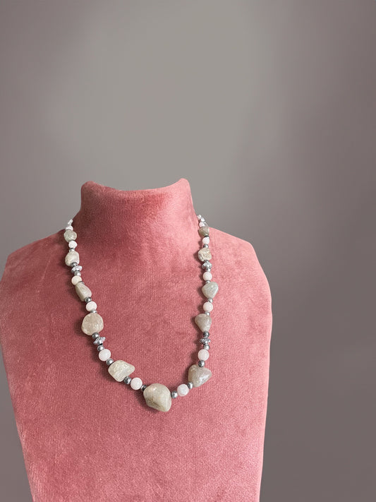 Shop stone mala at Jewellery Lovers. Anti-tarnish, trendy & perfect for daily or festive wear. Free shipping available. jewellerylovers