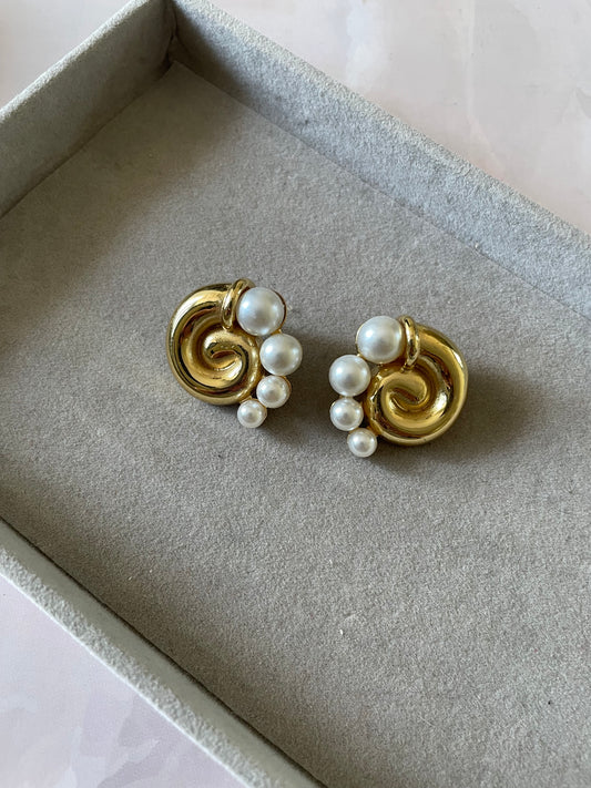 Chunky big size pearl studs