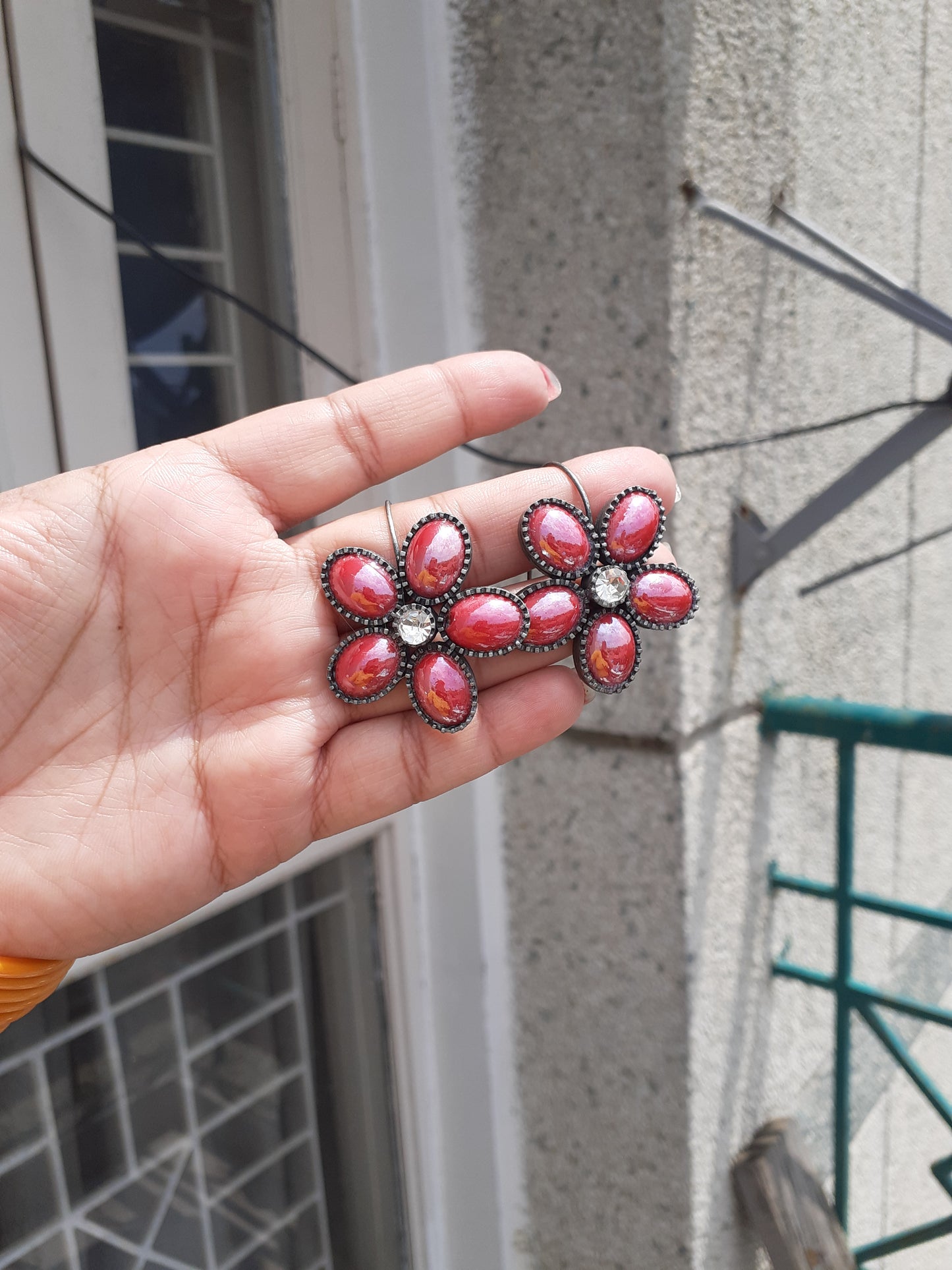 Flower earrings