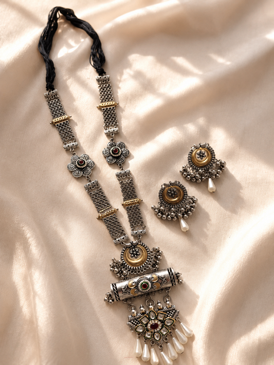 Dual tone high quality pendent necklace with earrings jewellerylovers