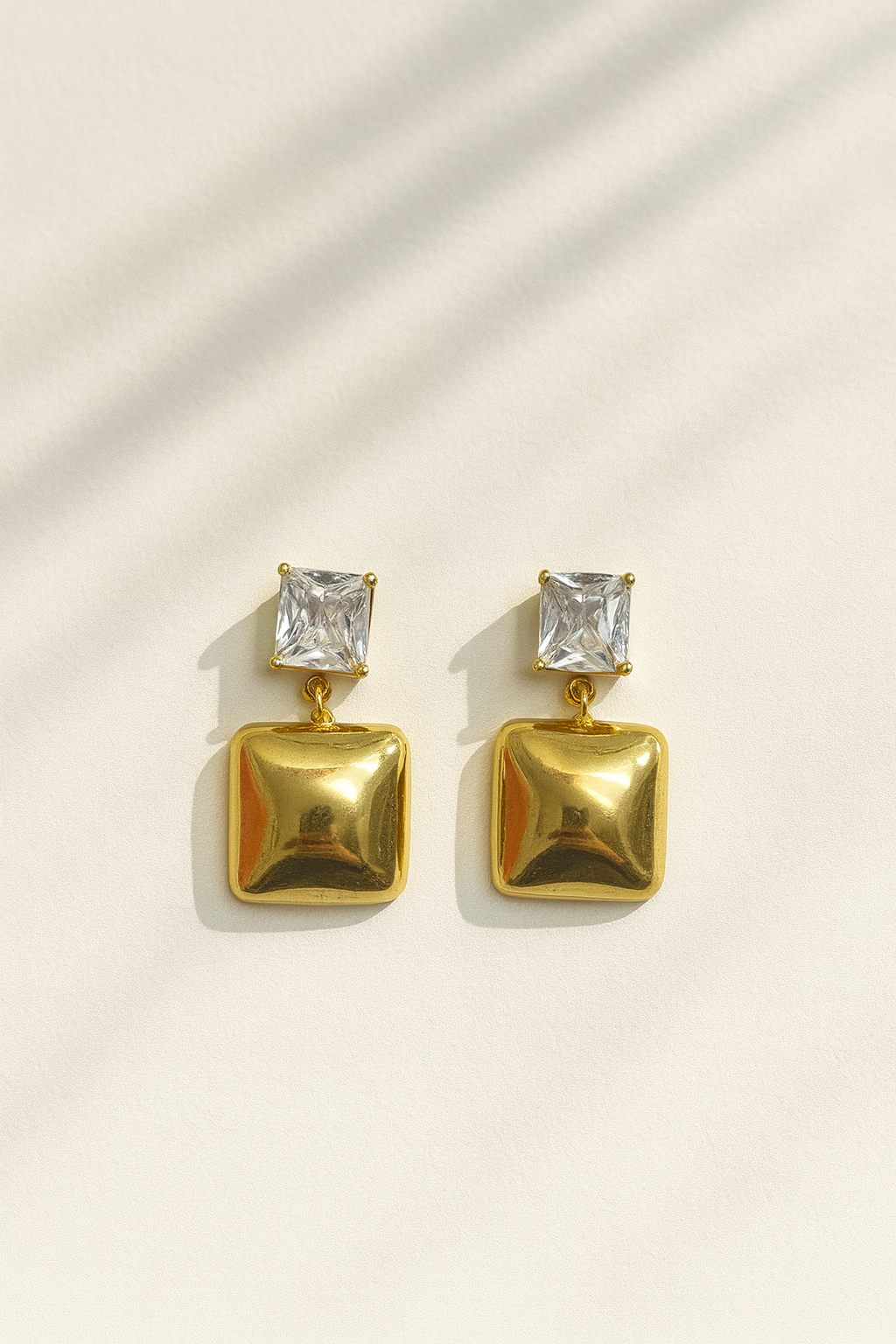 Clear stone studs jewellerylovers