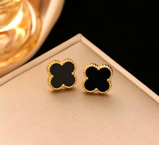 Shop daisy earrings at Jewellery Lovers. Anti-tarnish, trendy & perfect for daily or festive wear. Free shipping available. jewellerylovers