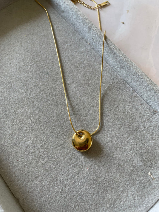 Oval pendant