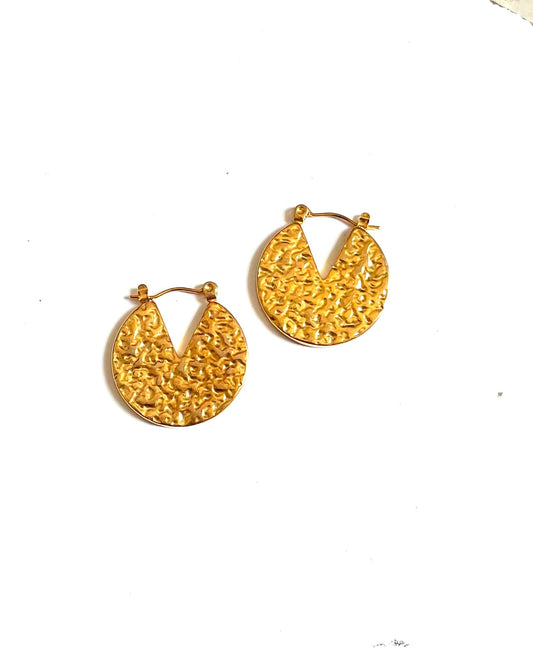 Shop semi cut hoops at Jewellery Lovers. Anti-tarnish, trendy & perfect for daily or festive wear. Free shipping available. jewellerylovers