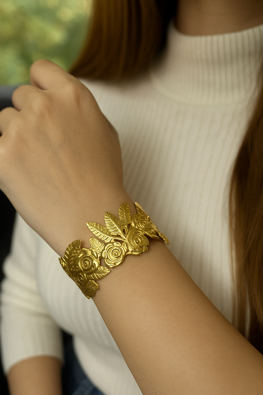 Anti tarnished flower cuff jewellerylovers