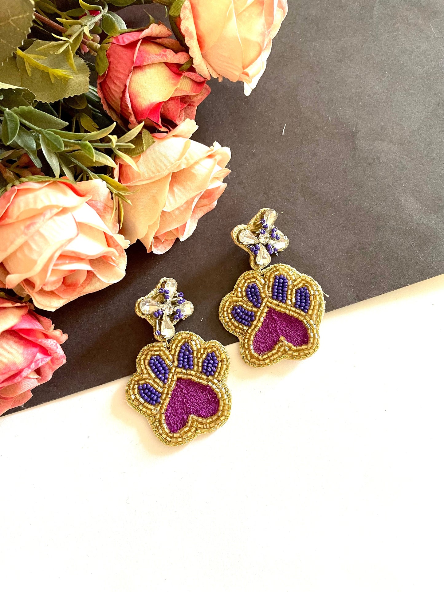 Shop paw earrings at Jewellery Lovers. Anti-tarnish, trendy & perfect for daily or festive wear. Free shipping available. jewellerylovers