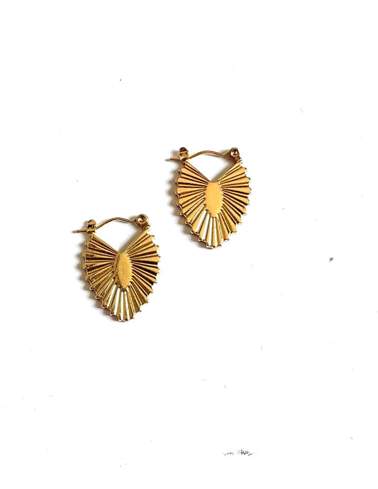 Shop leafy hoops at Jewellery Lovers. Anti-tarnish, trendy & perfect for daily or festive wear. Free shipping available. jewellerylovers