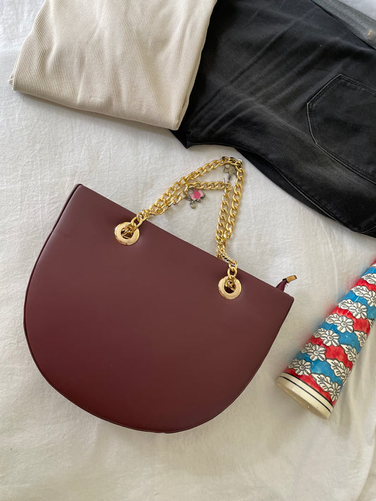 Bucket bag