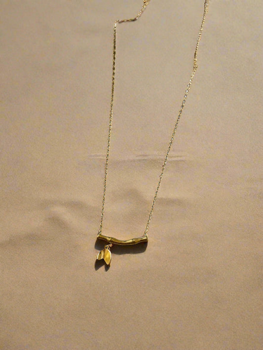 Leafy necklace