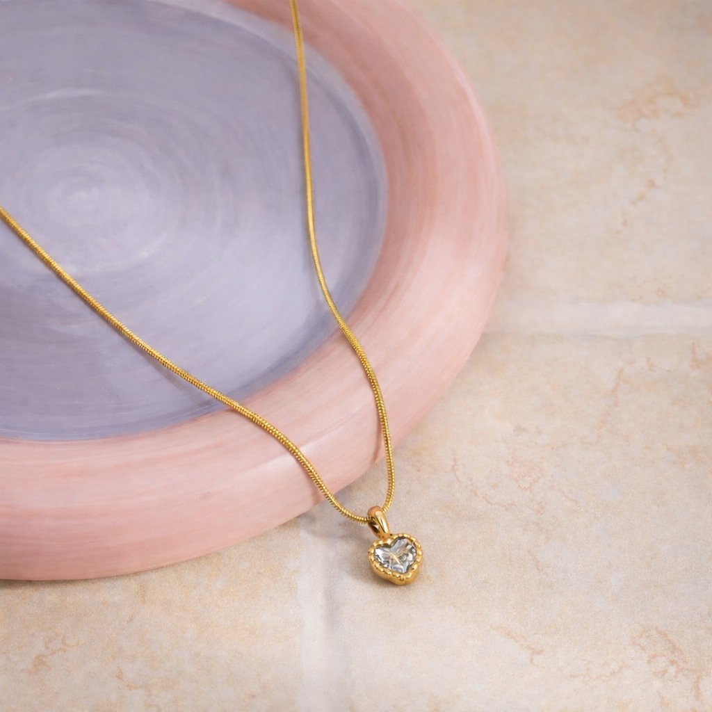 Mini heart necklace jewellerylovers