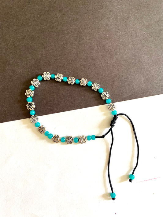Flower beaded anklet