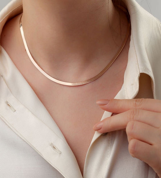Rose gold snake chin
