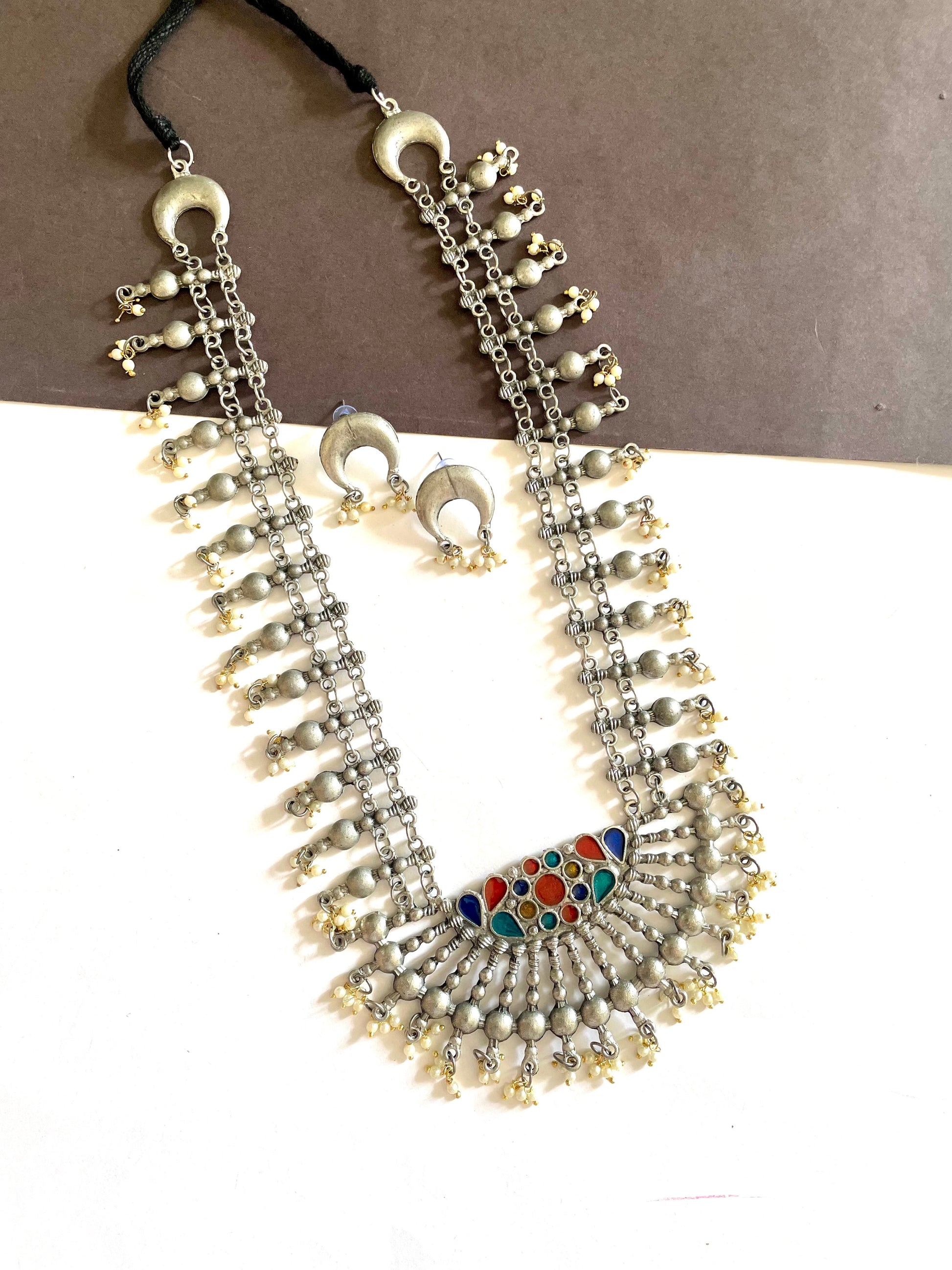 Shop maharani haar at Jewellery Lovers. Anti-tarnish, trendy & perfect for daily or festive wear. Free shipping available. jewellerylovers