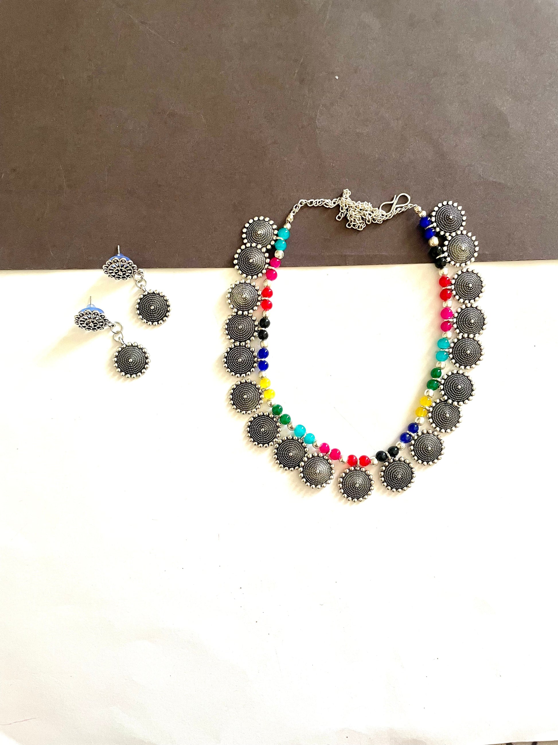 Shop multicolour choker set at Jewellery Lovers. Anti-tarnish, trendy & perfect for daily or festive wear. Free shipping available. jewellerylovers