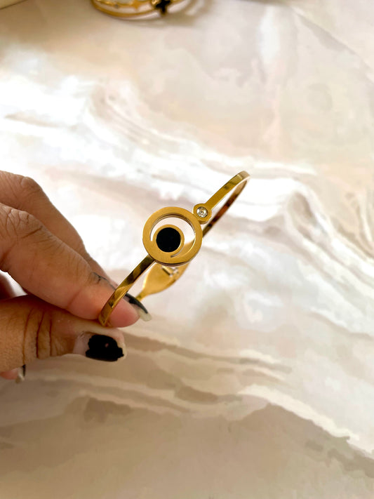 Shop ring bangle at Jewellery Lovers. Anti-tarnish, trendy & perfect for daily or festive wear. Free shipping available. jewellerylovers