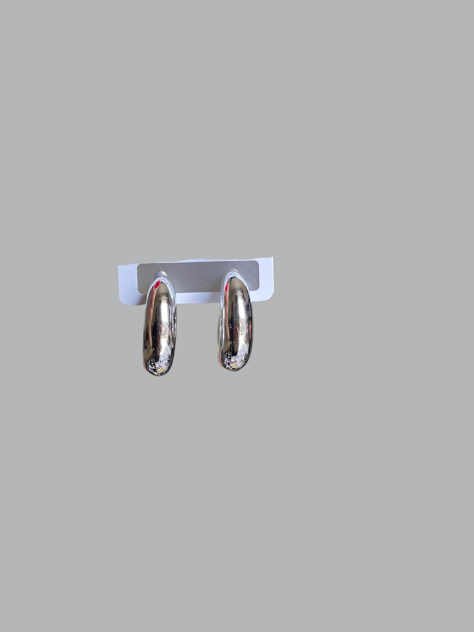Shop half cut semi hoops at Jewellery Lovers. Anti-tarnish, trendy & perfect for daily or festive wear. Free shipping available. jewellerylovers