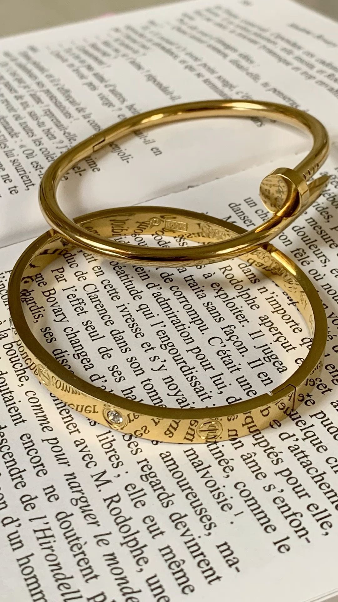 Nail Cartier stack bangle jewellerylovers