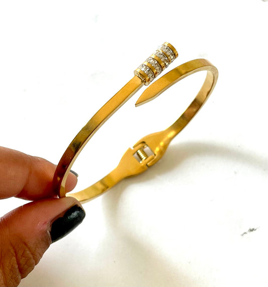 Shop nail diamond bangle at Jewellery Lovers. Anti-tarnish, trendy & perfect for daily or festive wear. Free shipping available. jewellerylovers