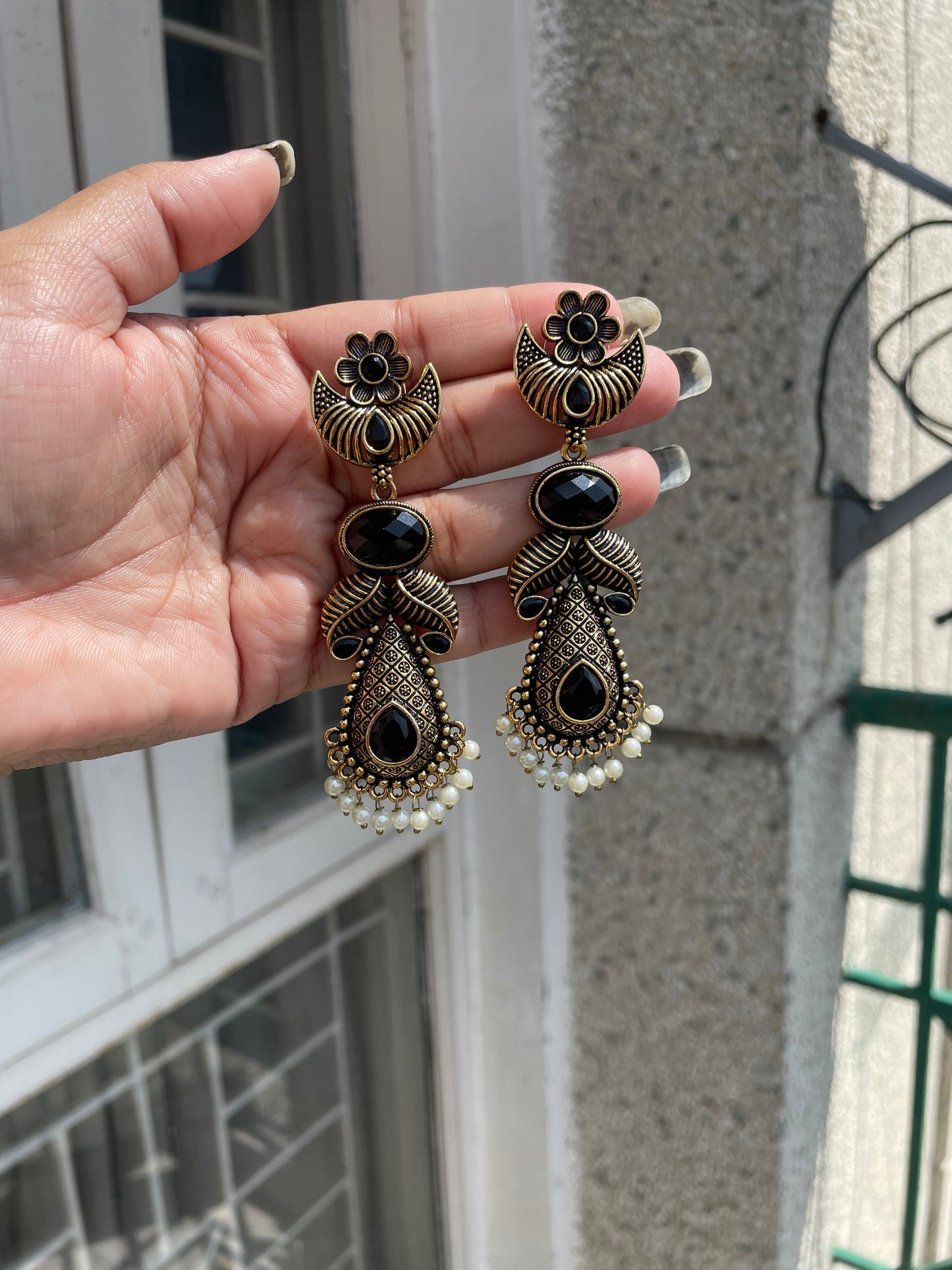 Leafy long jhumka
