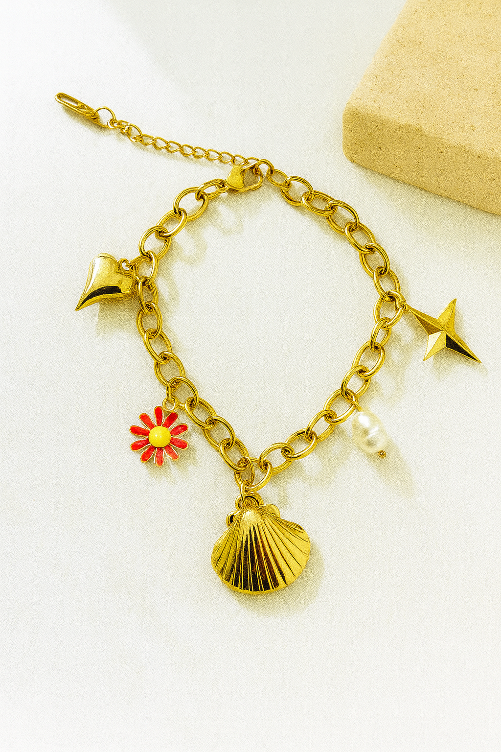 Daisy charm bracelet jewellerylovers