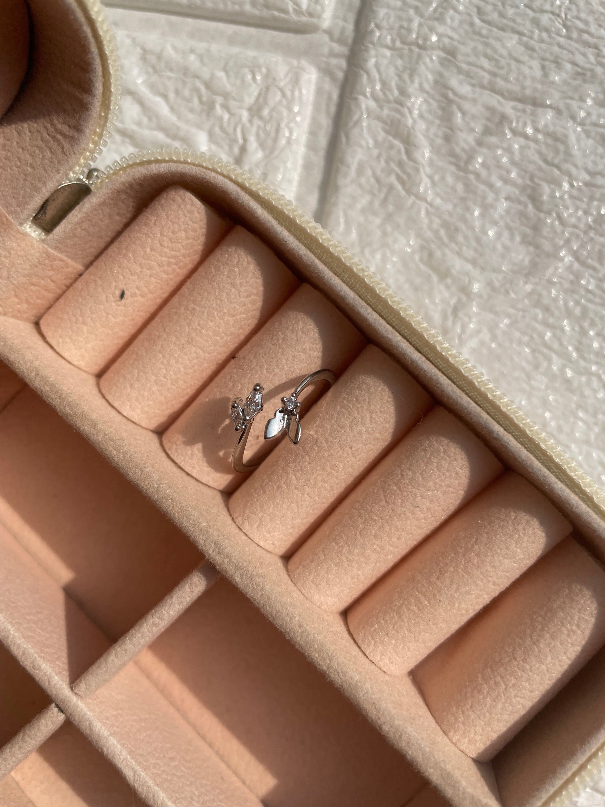 Shop little butterfly ring at Jewellery Lovers. Anti-tarnish, trendy & perfect for daily or festive wear. Free shipping available. jewellerylovers