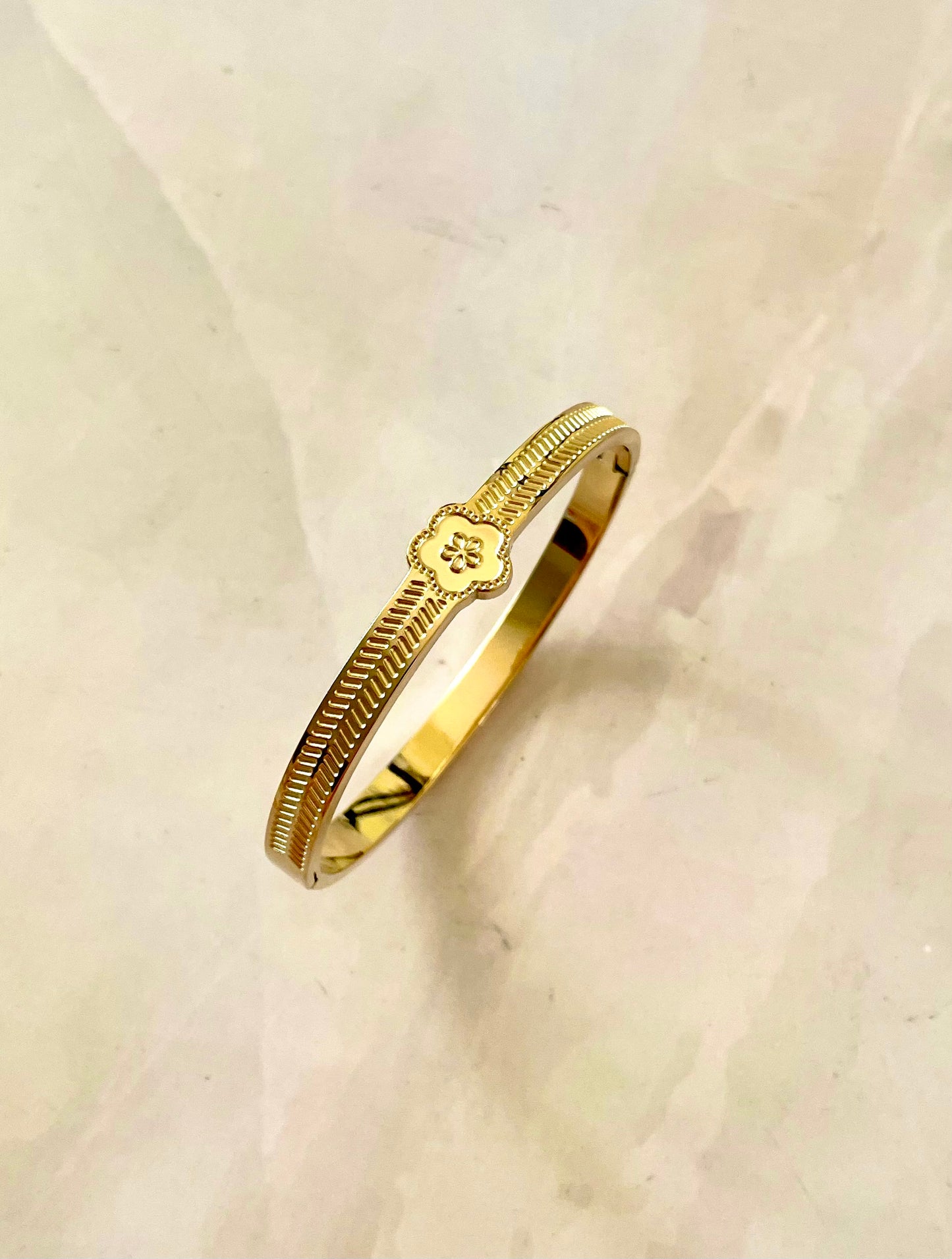 Gold-plated anti-tarnish festive bangles