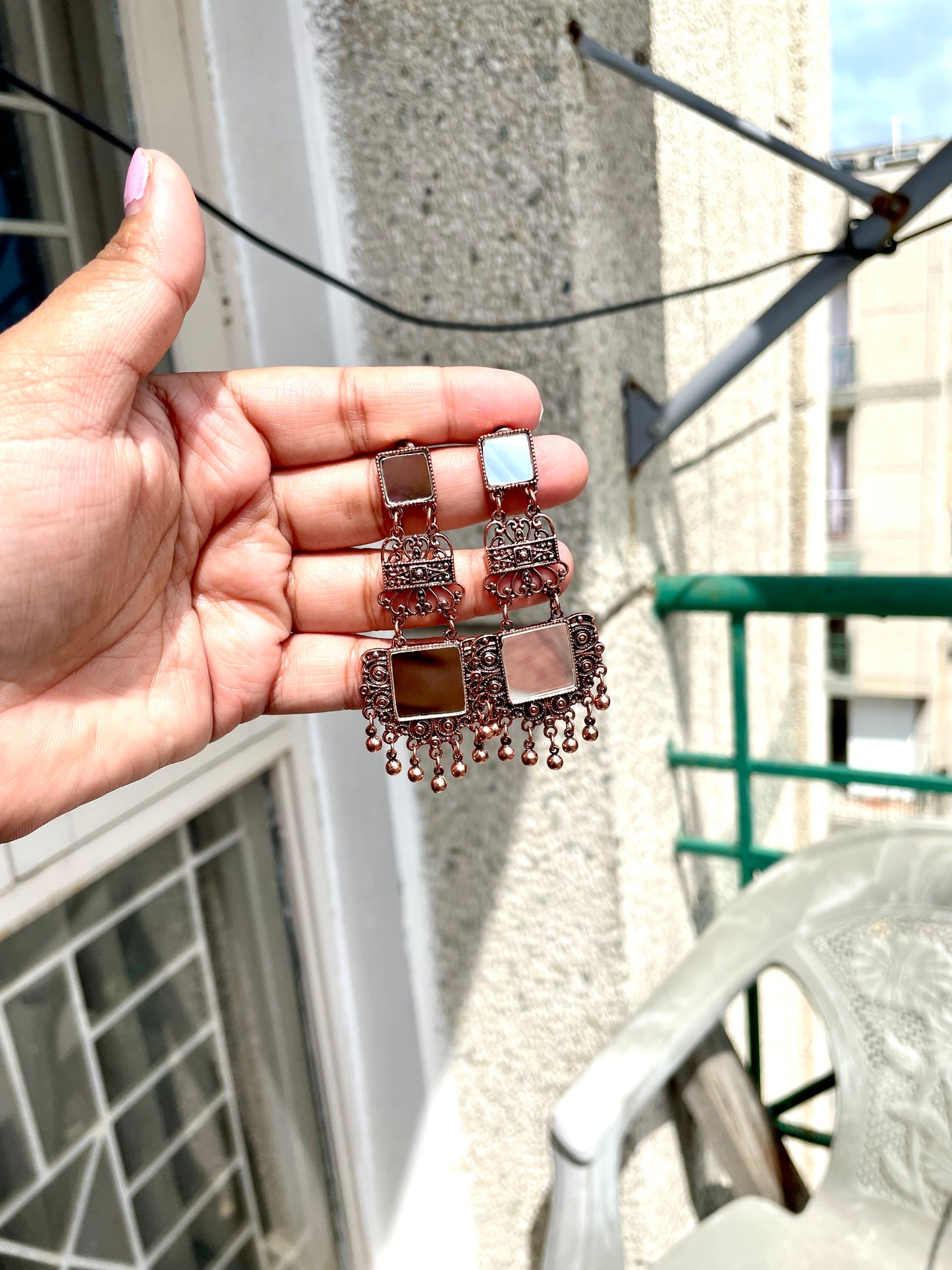Double mirror studs
