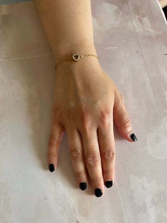 Shop tiny heart bracelet at Jewellery Lovers. Anti-tarnish, trendy & perfect for daily or festive wear. Free shipping available. jewellerylovers