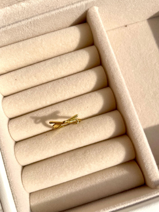 Shop bow ring at Jewellery Lovers. Anti-tarnish, trendy & perfect for daily or festive wear. Free shipping available. jewellerylovers