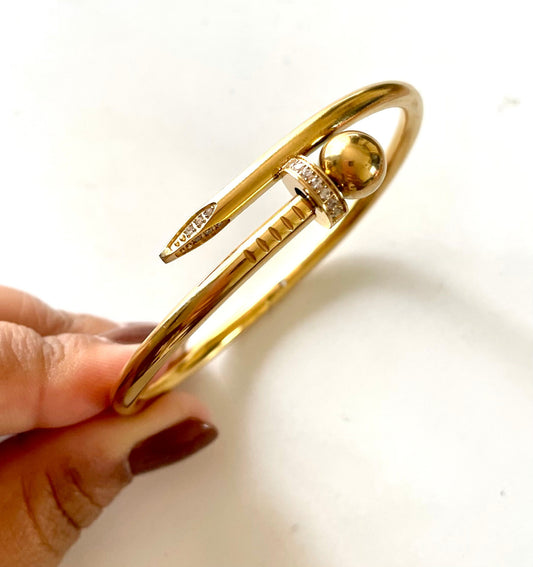 Shop diamond nail bangle at Jewellery Lovers. Anti-tarnish, trendy & perfect for daily or festive wear. Free shipping available. jewellerylovers