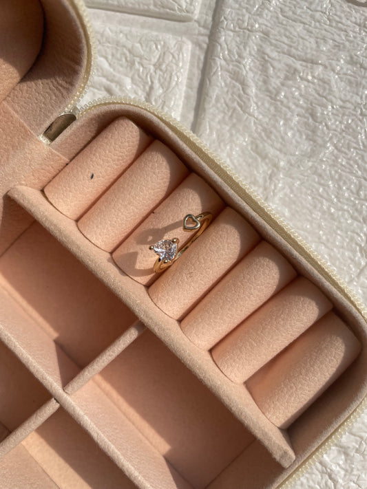 Little heart ring