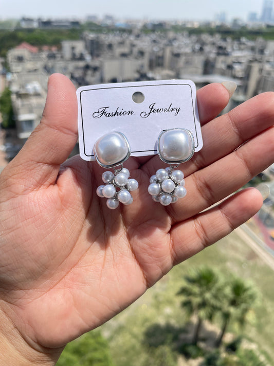 Mini pearl studs jewellerylovers