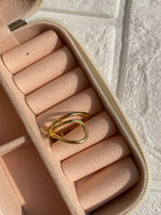 Shop twisted ring at Jewellery Lovers. Anti-tarnish, trendy & perfect for daily or festive wear. Free shipping available. jewellerylovers