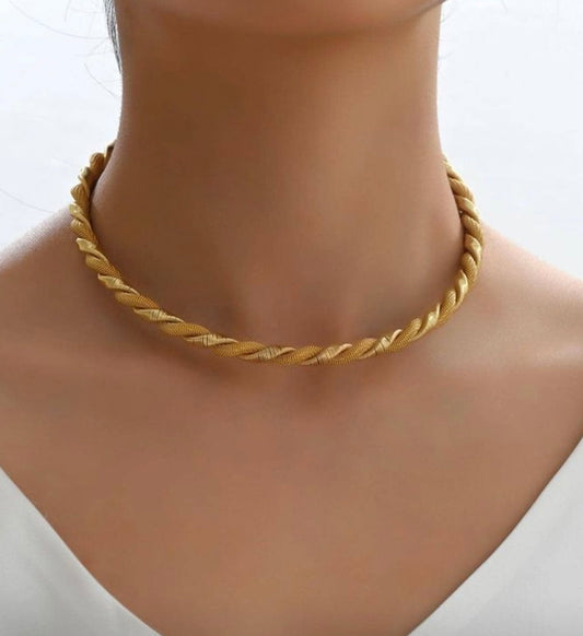 Shop braided choker at Jewellery Lovers. Anti-tarnish, trendy & perfect for daily or festive wear. Free shipping available. jewellerylovers