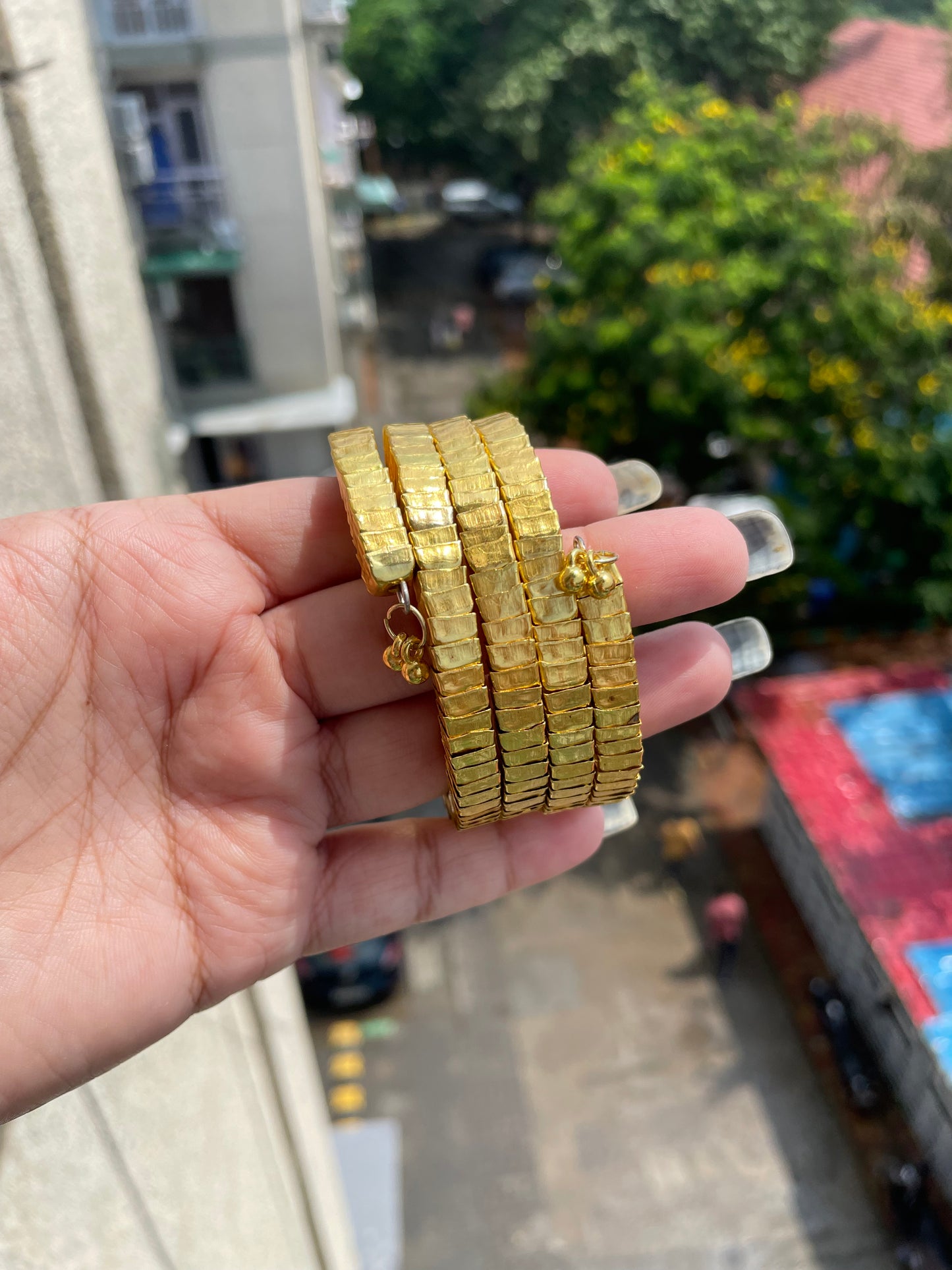 Square cuff spiral bangle