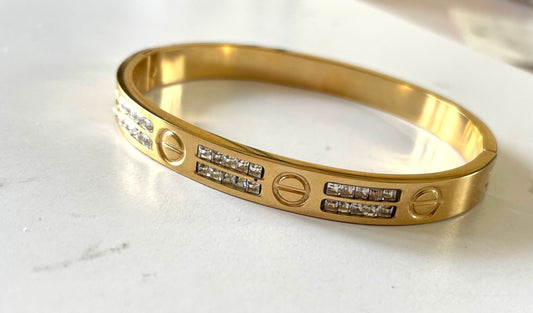 Shop cartier stone bangle at Jewellery Lovers. Anti-tarnish, trendy & perfect for daily or festive wear. Free shipping available. jewellerylovers