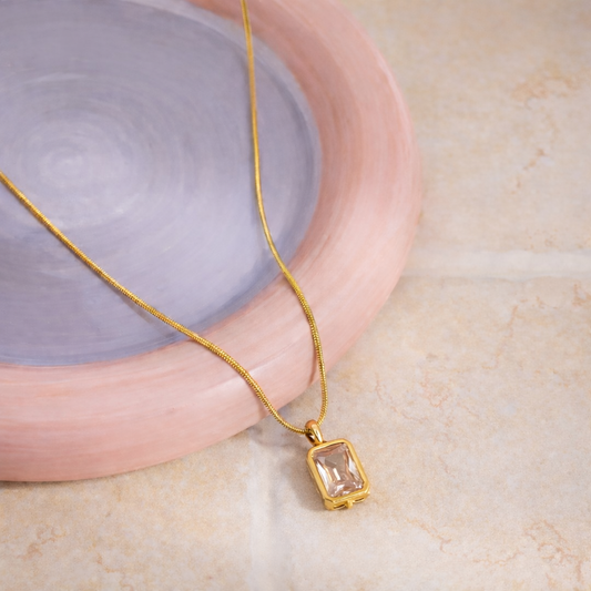 Stone necklace jewellerylovers